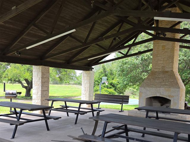 108 High Plains TRL, Spicewood, TX 78669