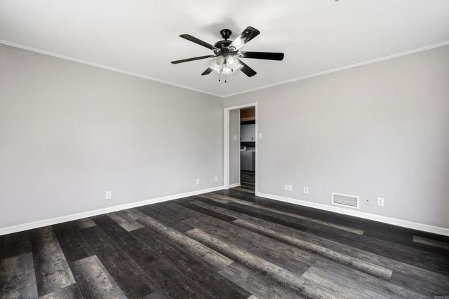324 Farquharson Ln, Pearcy, AR 71964