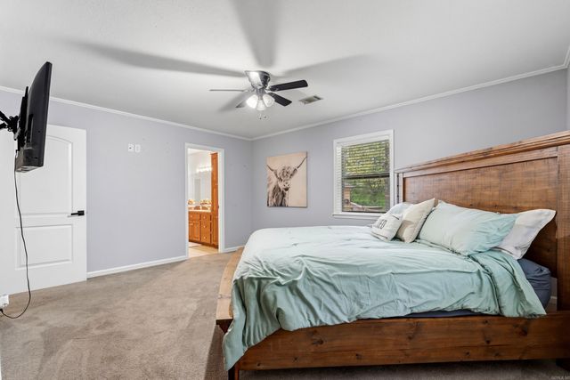 324 Farquharson Ln, Pearcy, AR 71964