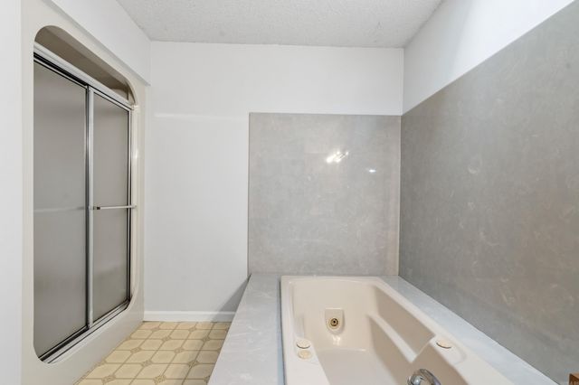 324 Farquharson Ln, Pearcy, AR 71964