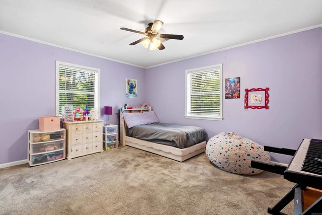 324 Farquharson Ln, Pearcy, AR 71964