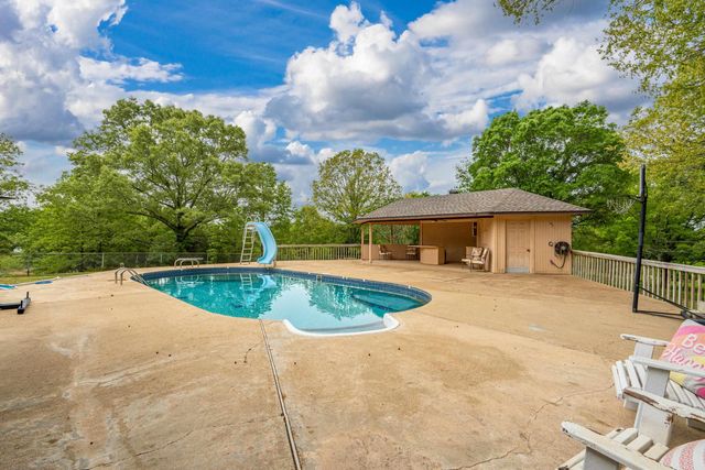 324 Farquharson Ln, Pearcy, AR 71964