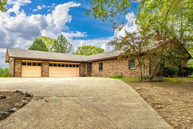 324 Farquharson Ln, Pearcy, AR 71964