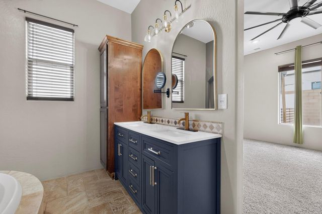 6530 Picardia Place NW, Albuquerque, NM 87120