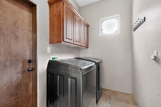 6530 Picardia Place NW, Albuquerque, NM 87120