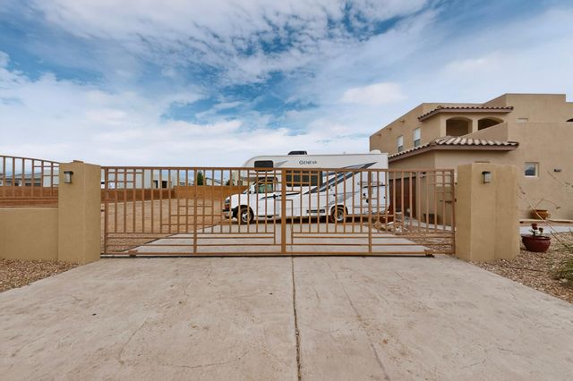 6530 Picardia Place NW, Albuquerque, NM 87120