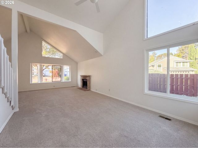 5810 Nw LANDING Dr, Portland, OR 97229