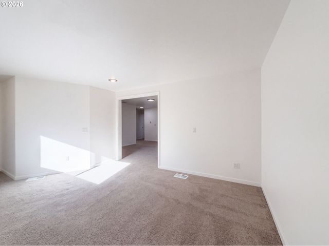5810 Nw LANDING Dr, Portland, OR 97229
