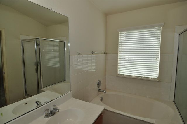 1409 Tea Leaf DR, Pflugerville, TX 78660