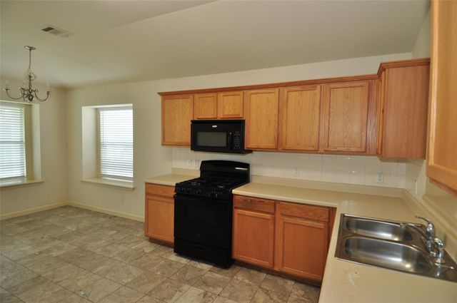 1409 Tea Leaf DR, Pflugerville, TX 78660