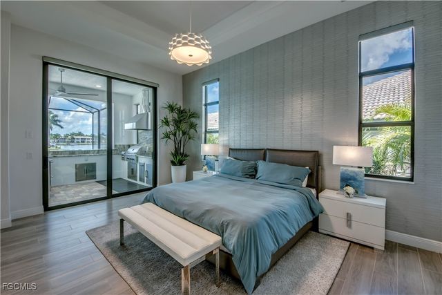 1732 SE 40th TER, Cape Coral, FL 33904