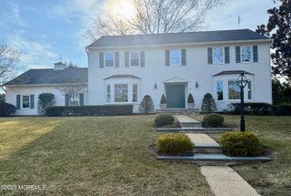 3 James Court, West Long Branch, NJ 07764