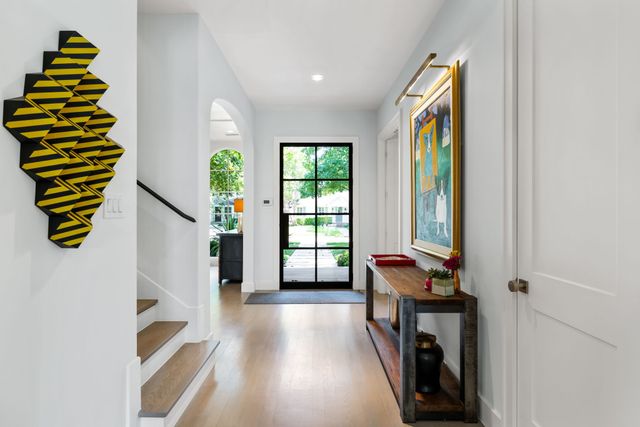 5739 Stanford Avenue, Dallas, TX 75209