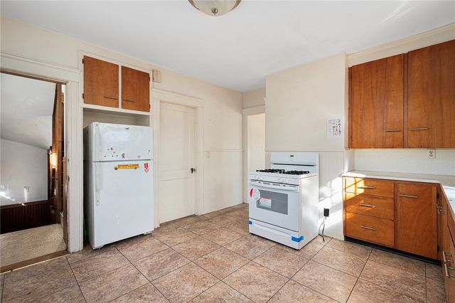 130 Wollaston Street, Cranston, RI 02910