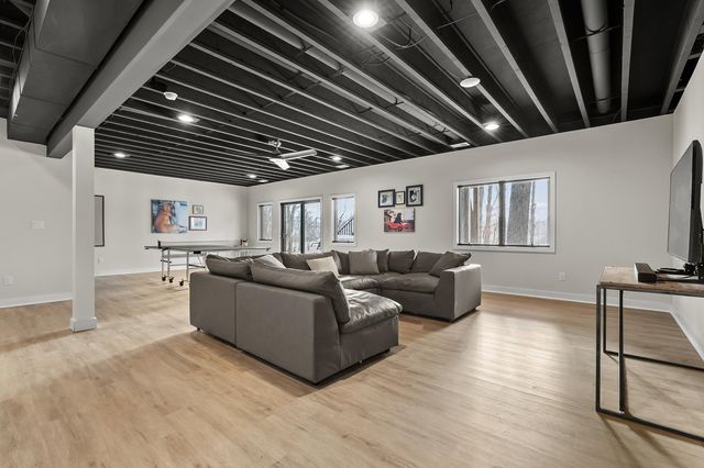 130 Singer Lake Trail, Baroda Twp, MI 49101