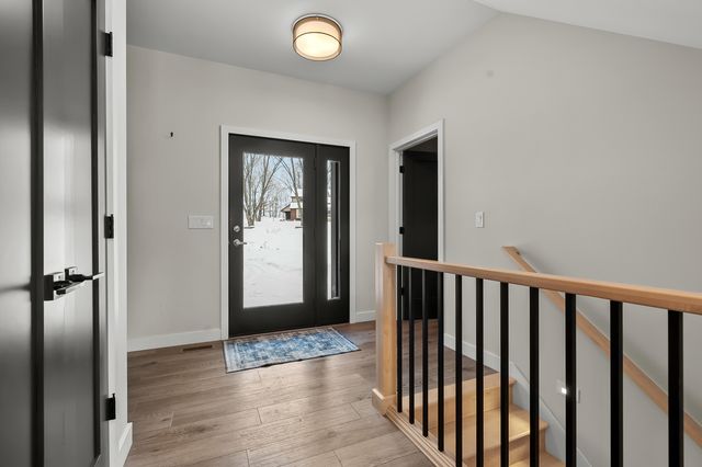 130 Singer Lake Trail, Baroda Twp, MI 49101