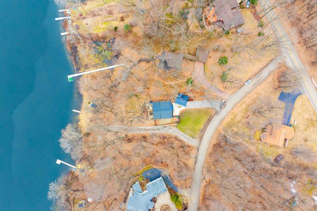 130 Singer Lake Trail, Baroda Twp, MI 49101