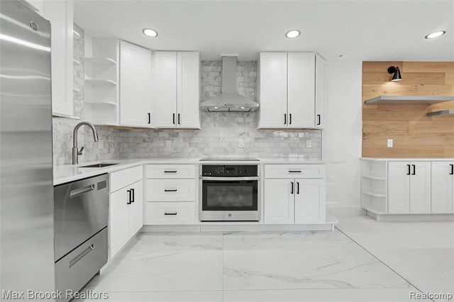 1111 N Old Woodward Avenue 24, Birmingham, MI 48009