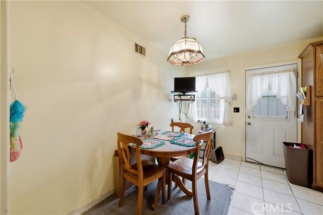 2731 W Victoria Street, Rialto, CA 92376
