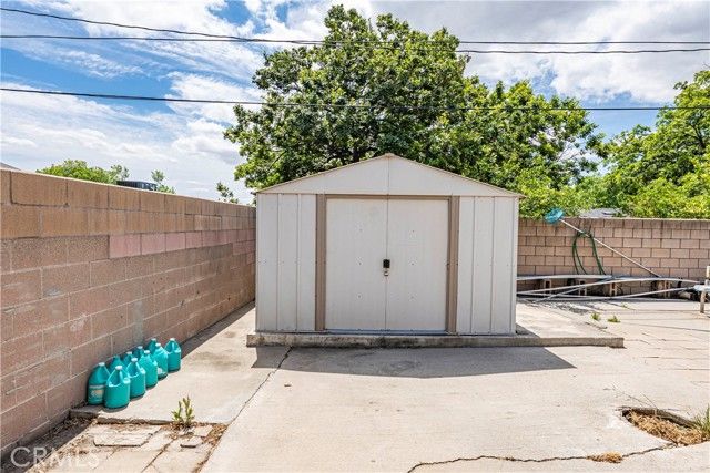 2731 W Victoria Street, Rialto, CA 92376