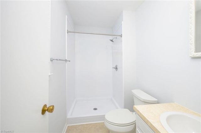 5316 Bracy Ridge Court, Pfafftown, NC 27040