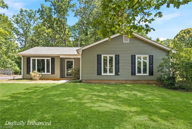 5316 Bracy Ridge Court, Pfafftown, NC 27040