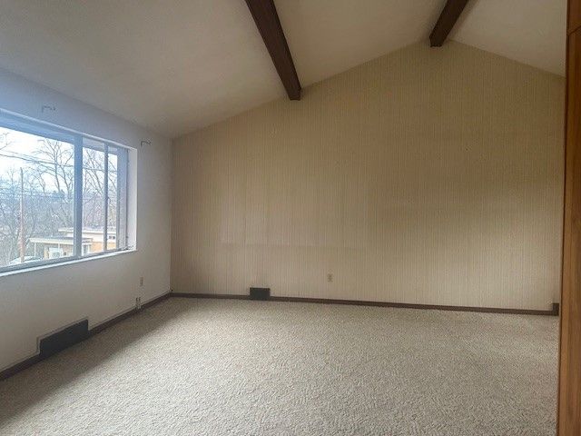 125 Woodgate Rd, Penn Hills, PA 15235