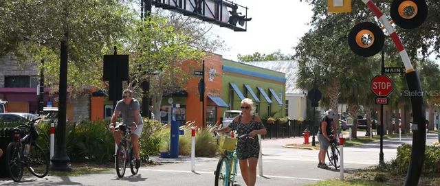 1610 SANDHILL COURT, Palm Harbor, FL 34684