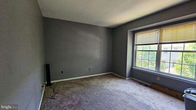1 GAUDET CT, Mantua, NJ 08051