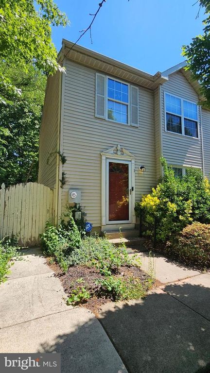 1 GAUDET CT, Mantua, NJ 08051
