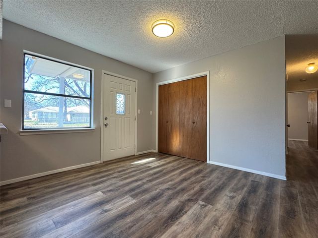 205 Wight Street, Roxton, TX 75477