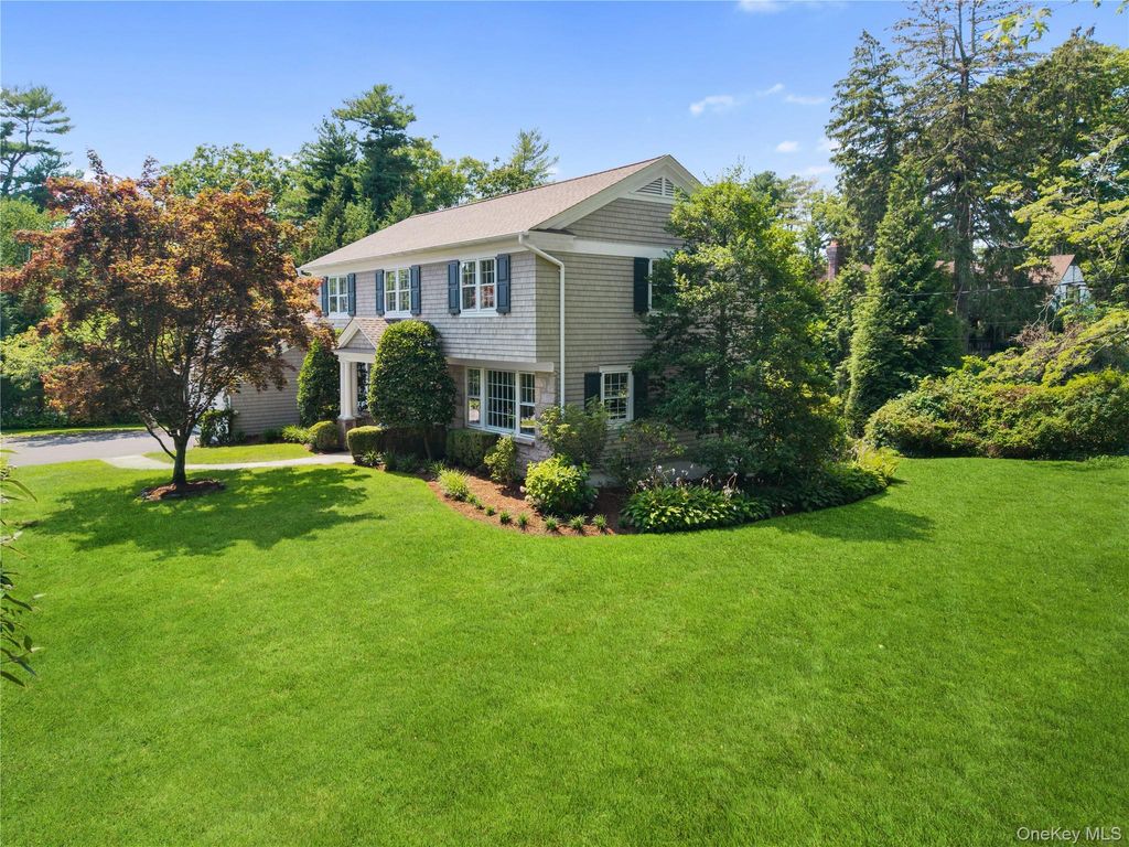 911 Cove Road, Mamaroneck, NY 10543 — photo 2