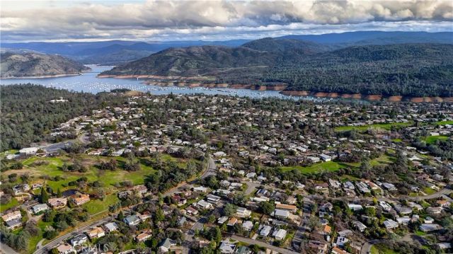 89 Greenbriar Drive, Oroville, CA 95966