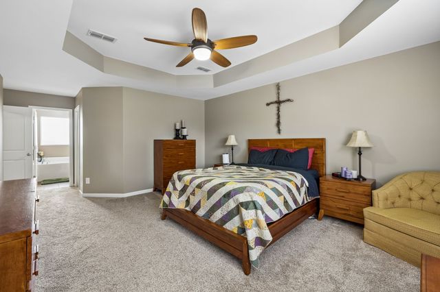 1056 Daniel Ln, Spring Hill, TN 37174