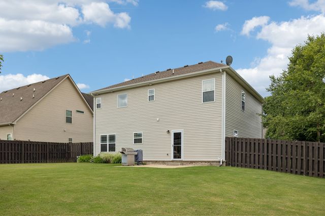 1056 Daniel Ln, Spring Hill, TN 37174