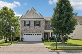 1056 Daniel Ln, Spring Hill, TN 37174