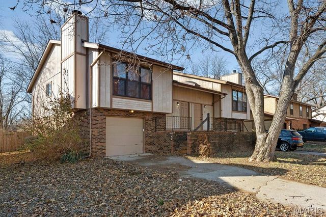 315 University Drive, Belleville, IL 62221