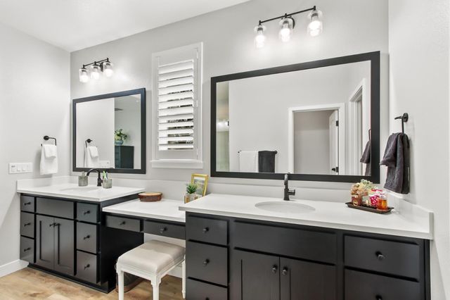 7548 Twin Bridges Ln, Citrus Heights, CA 95610