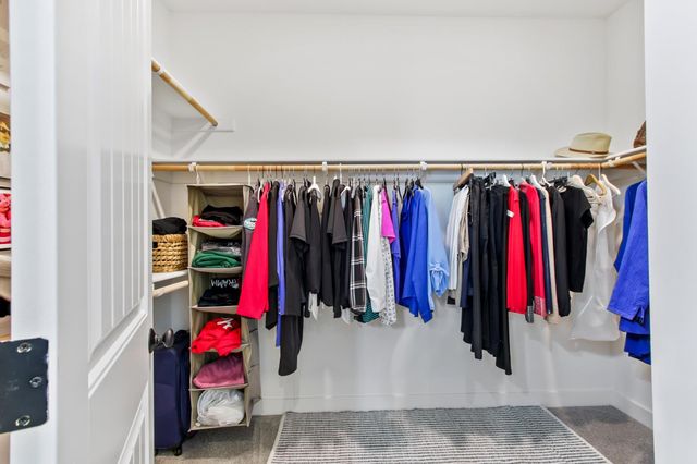 7548 Twin Bridges Ln, Citrus Heights, CA 95610