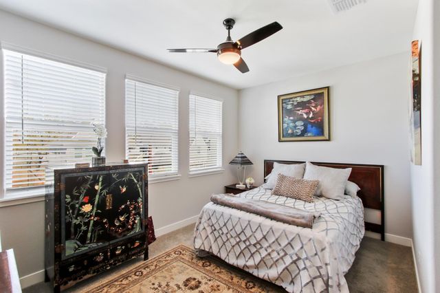 7548 Twin Bridges Ln, Citrus Heights, CA 95610