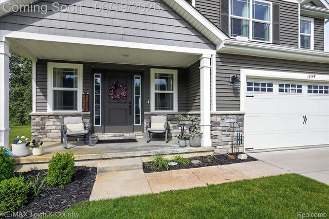13148 River Rock Pass, Fenton Charter Township, MI 48451