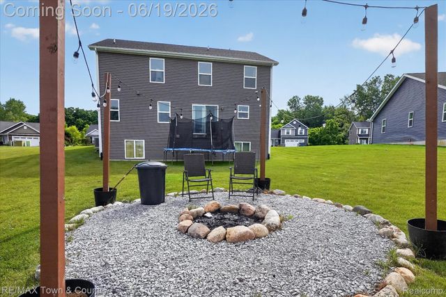 13148 River Rock Pass, Fenton Charter Township, MI 48451