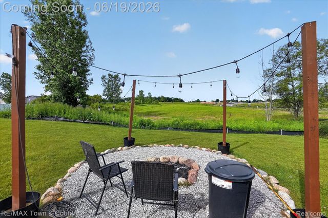 13148 River Rock Pass, Fenton Charter Township, MI 48451