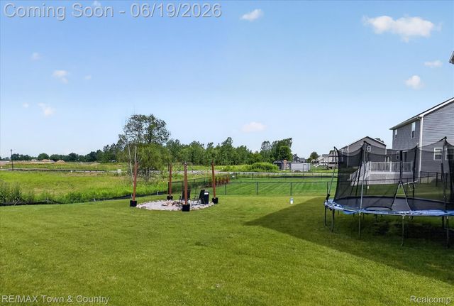 13148 River Rock Pass, Fenton Charter Township, MI 48451