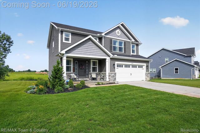 13148 River Rock Pass, Fenton Charter Township, MI 48451