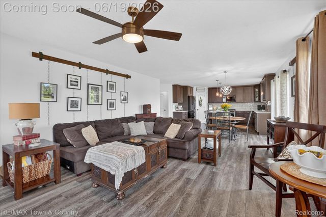 13148 River Rock Pass, Fenton Charter Township, MI 48451