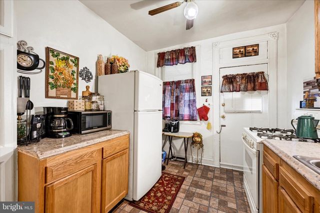 48 N ELLAMONT ST N, Baltimore, MD 21229