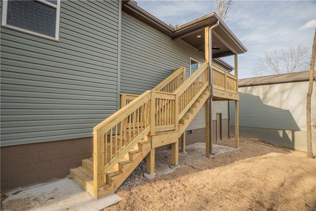 20 Nairn Lane, Bella Vista, AR 72715