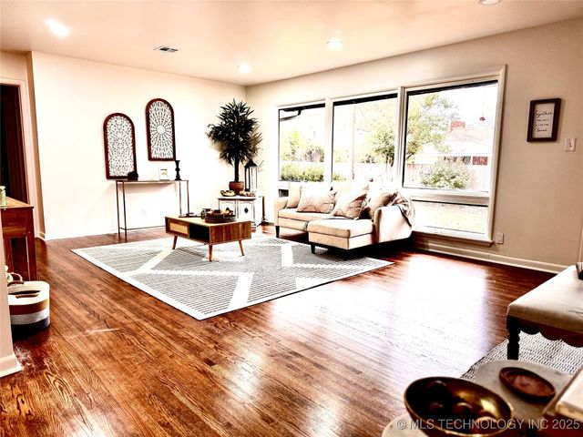 4320 E 60th Street, Tulsa, OK 74145