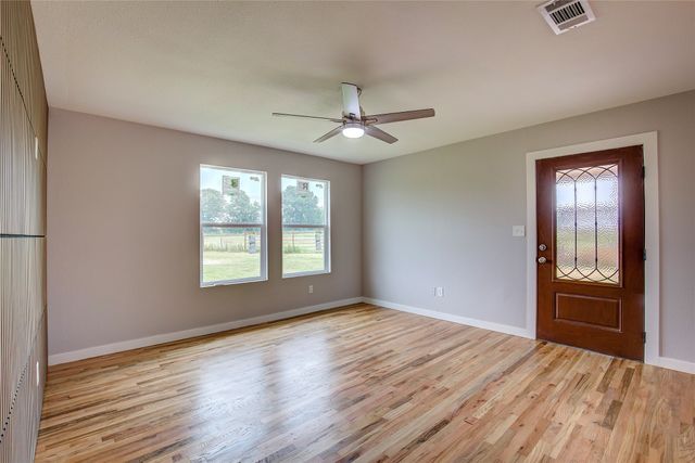 2189 Rs County Road 3150, Emory, TX 75440